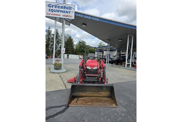 Image of Massey Ferguson GC1705 equipment image 2