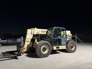 2017 Gehl DL12-40 Image