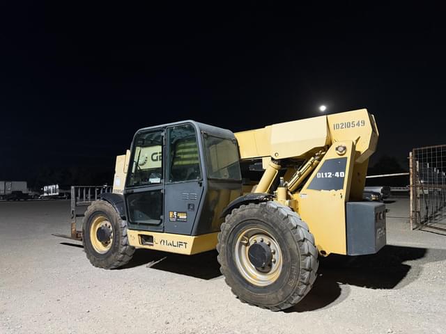 Image of Gehl DL12-40 equipment image 2