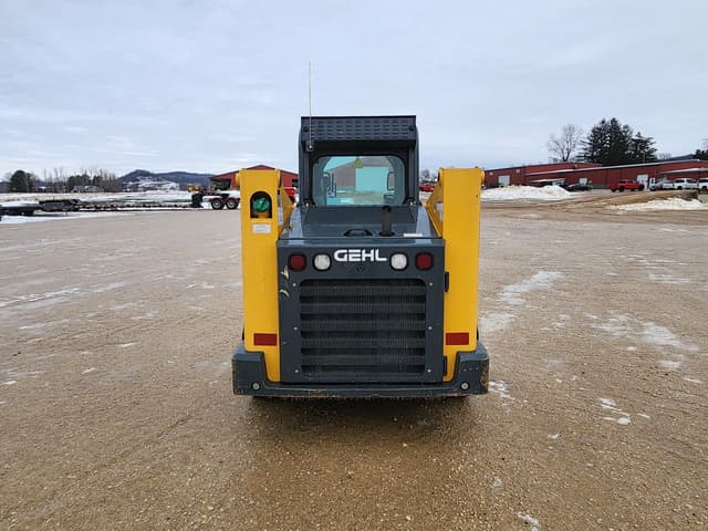 Image of Gehl R220 equipment image 3