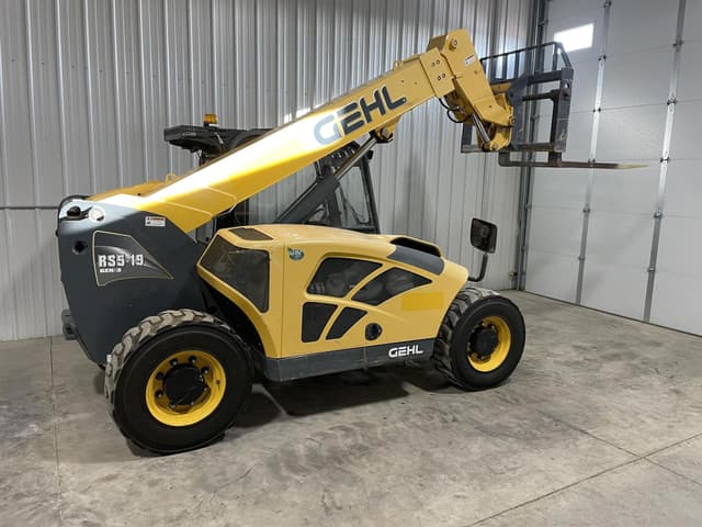 Image of Gehl RS5-19 equipment image 4