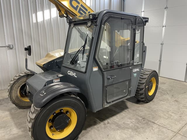 Image of Gehl RS5-19 equipment image 2