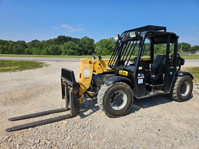 Image of Gehl RS5-19 equipment image 3