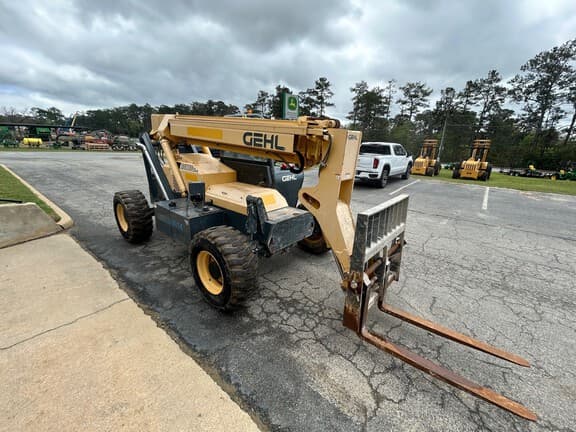 Image of Gehl RS6-34 equipment image 3