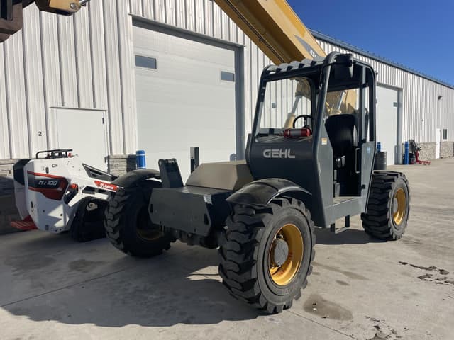 Image of Gehl RS6-34 equipment image 2