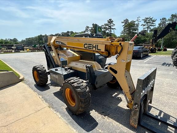 Image of Gehl RS6-34 equipment image 3