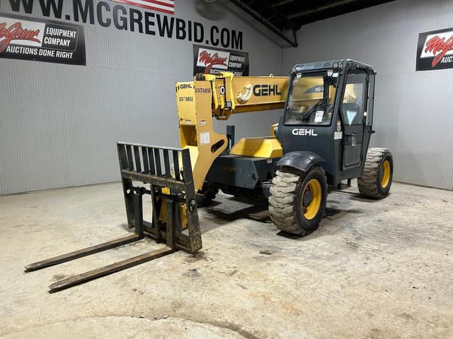 Image of Gehl RS6-34 equipment image 4