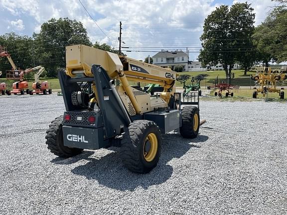 Image of Gehl RS6-34 equipment image 2