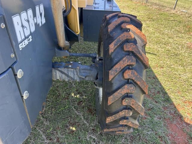 Image of Gehl RS8-42 equipment image 4