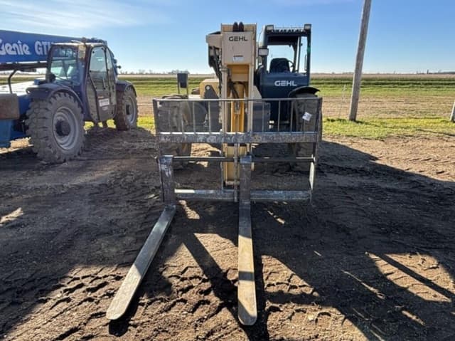 Image of Gehl RS8-42 equipment image 1