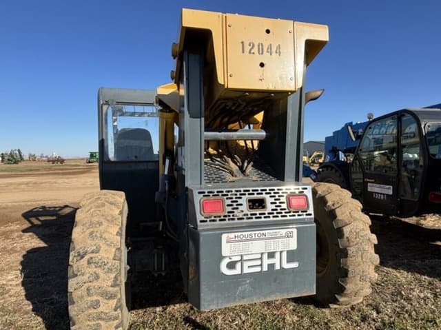 Image of Gehl RS8-42 equipment image 4