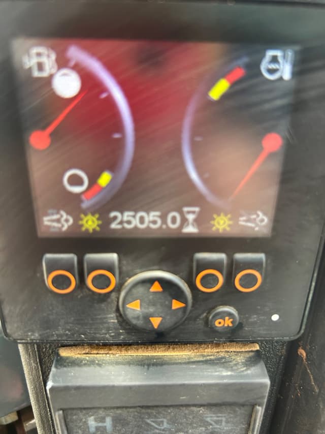 Image of Gehl RT165 equipment image 4