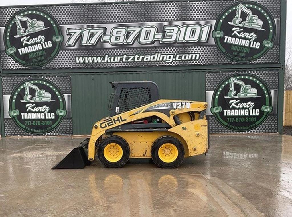 2017 Gehl V270 Equipment Image0