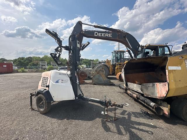 Image of Generac Magnum equipment image 1