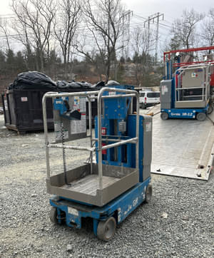 2017 Genie GR-12 Image