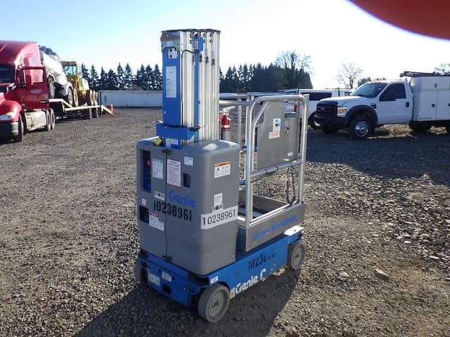 Image of Genie GR-20 equipment image 4