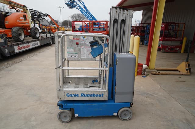 Image of Genie GR-20 equipment image 1