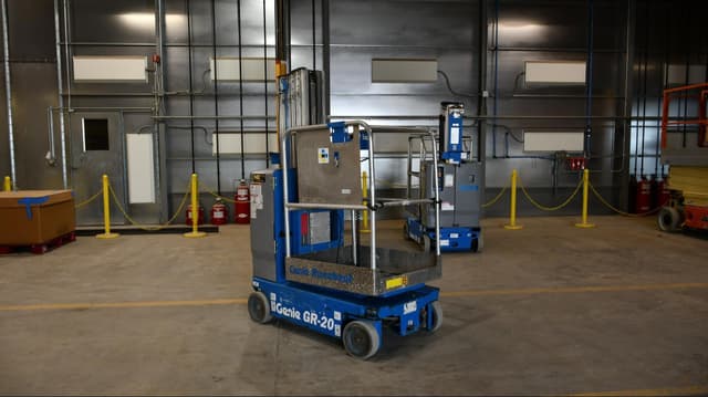 Image of Genie GR-20 equipment image 4