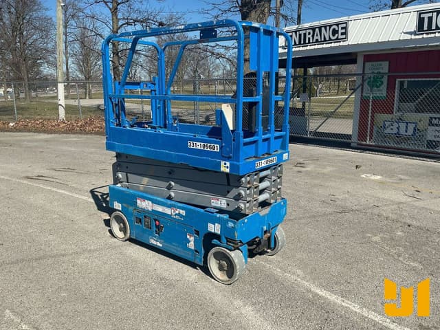 Image of Genie GS-1930 equipment image 2