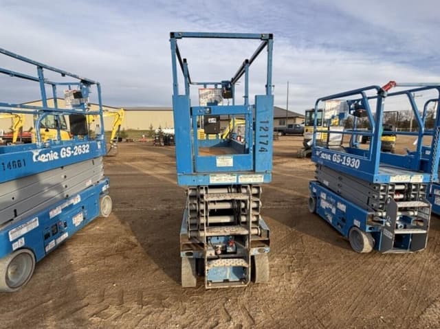 Image of Genie GS-2632 equipment image 2