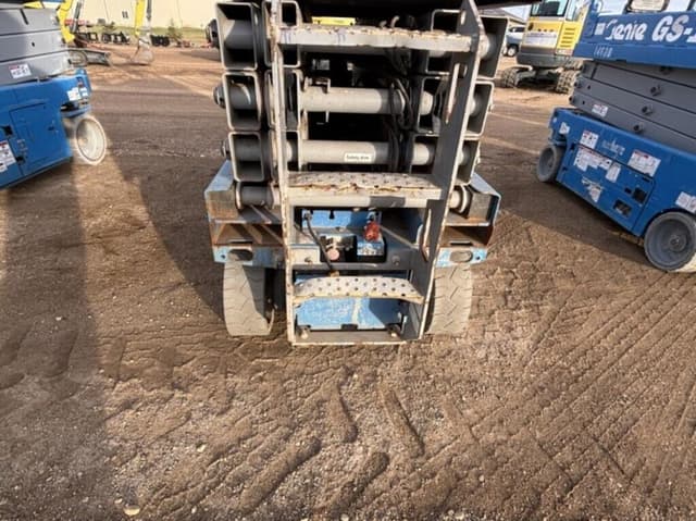 Image of Genie GS-2632 equipment image 4