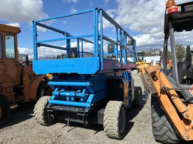 Image of Genie GS-3390 equipment image 2