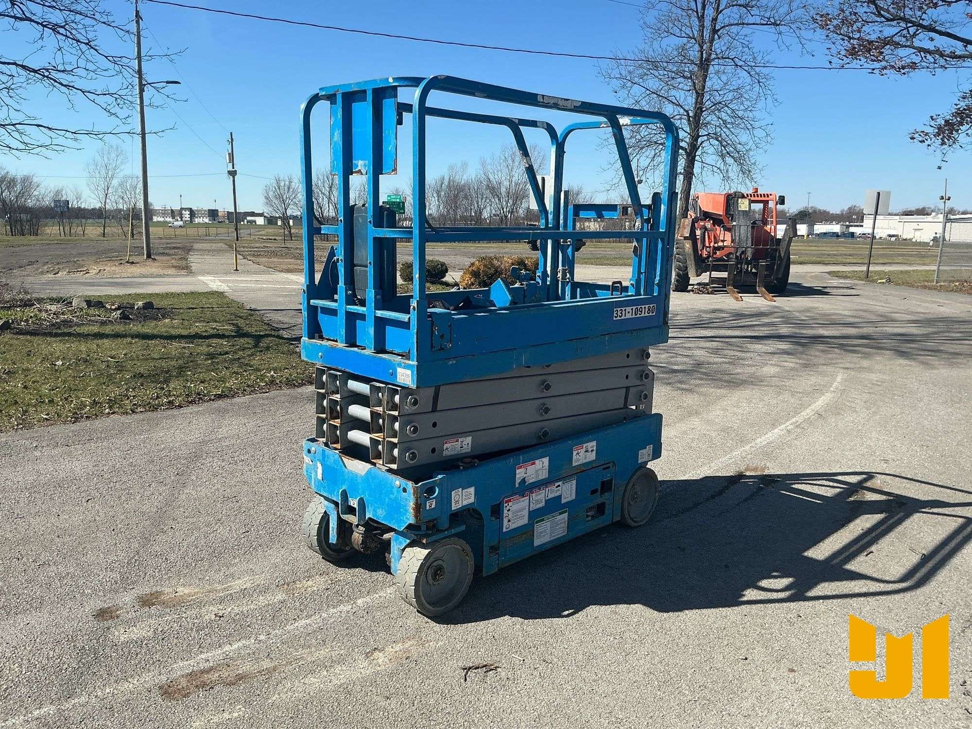 2017 Genie GS-1930 Equipment Image0