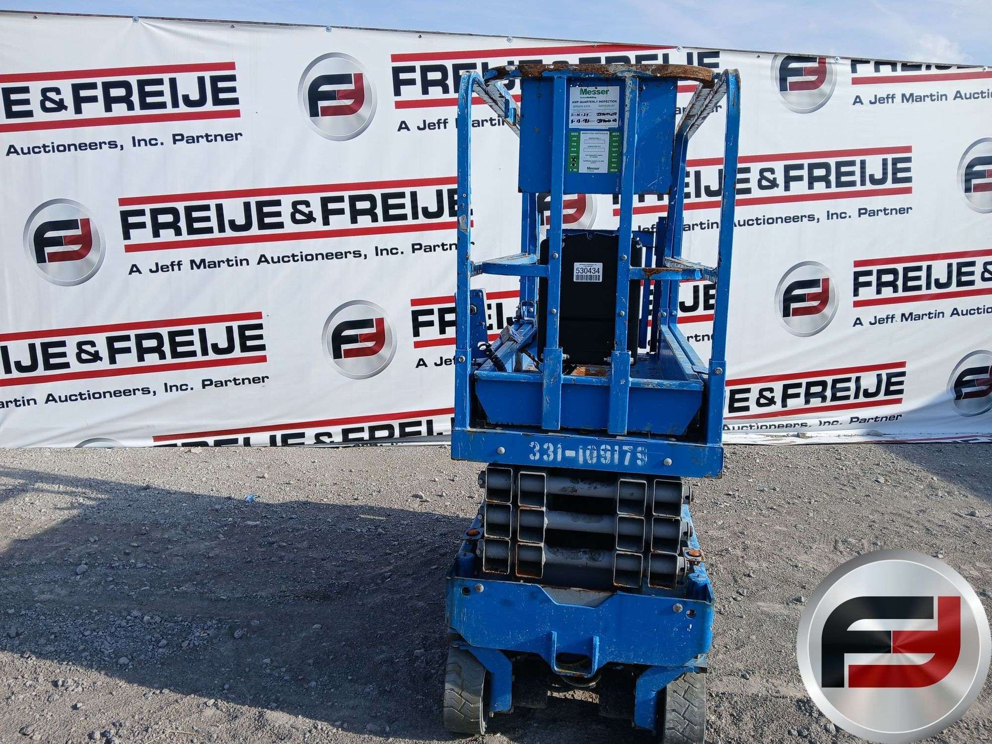 2017 Genie GS1930 Equipment Image0