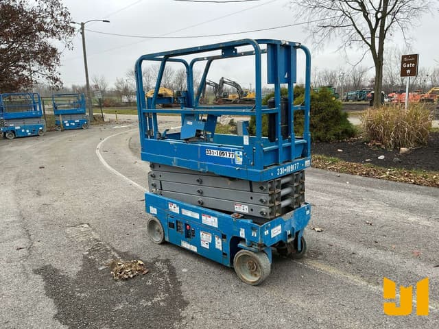 Image of Genie GS1930 equipment image 2