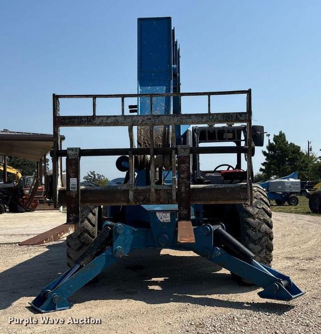 Image of Genie GTH-1056 equipment image 1