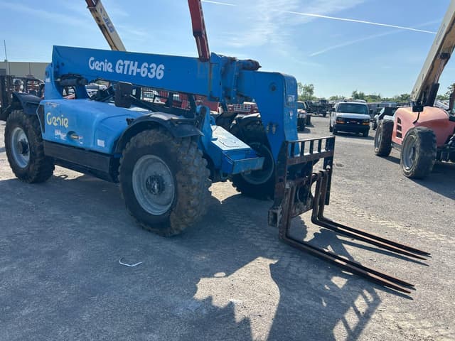 Image of Genie GTH636 equipment image 3