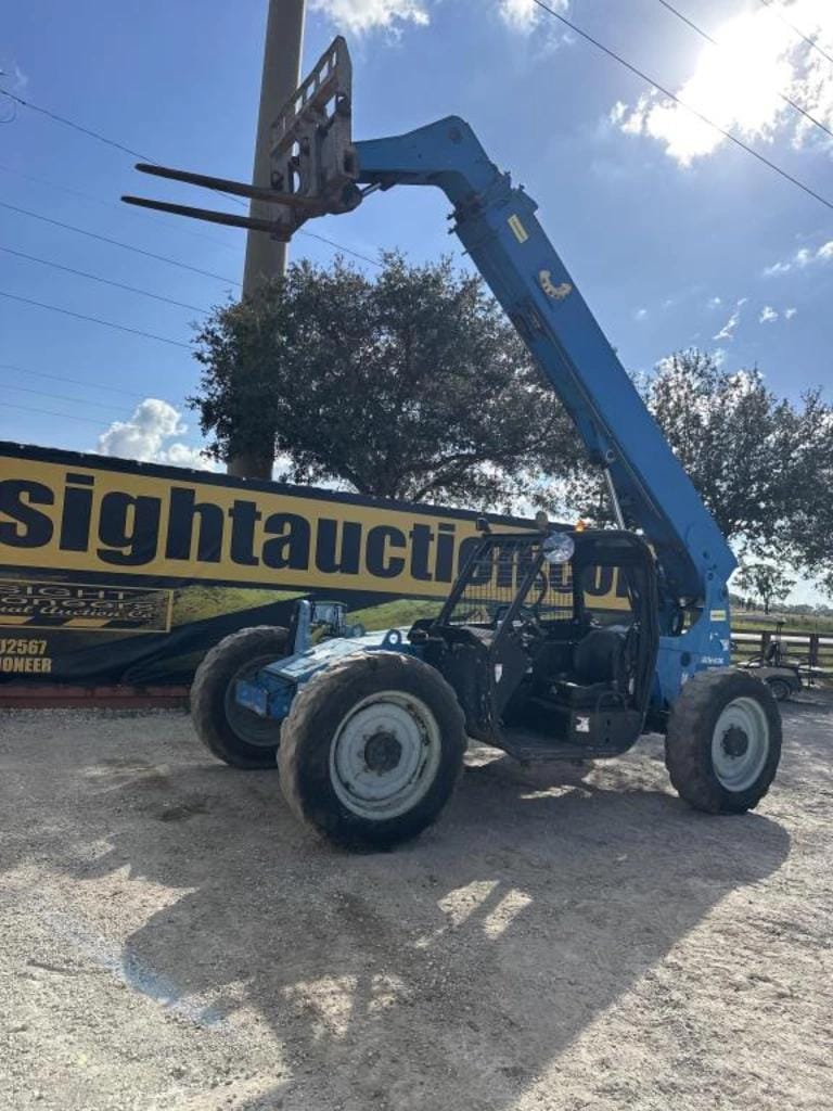 2017 Genie GTH636 Equipment Image0