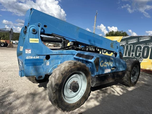 Image of Genie GTH636 equipment image 2