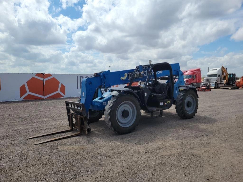 2017 Genie GTH-636 Equipment Image0