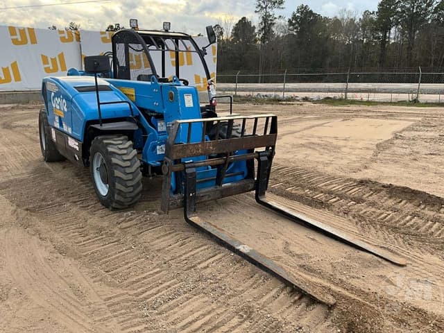 Image of Genie GTH5519 equipment image 2