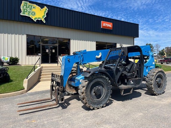 2017 Genie GTH636 Equipment Image0