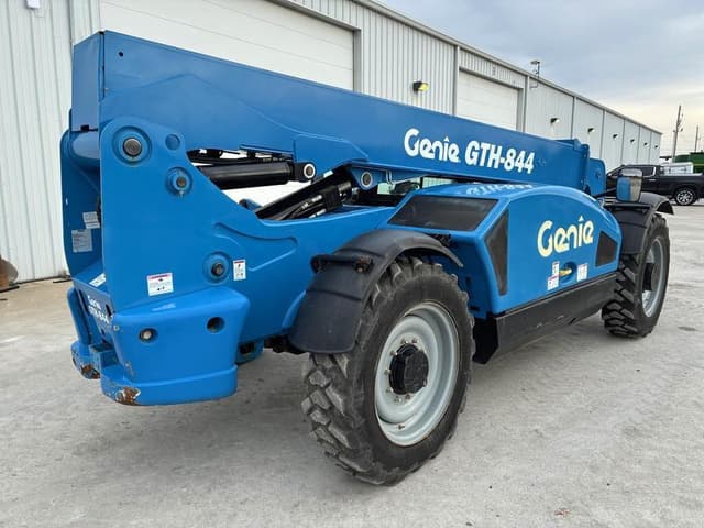 Image of Genie GTH844 equipment image 4