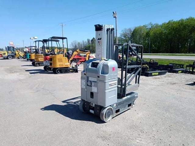 Image of Genie 20MVL equipment image 3