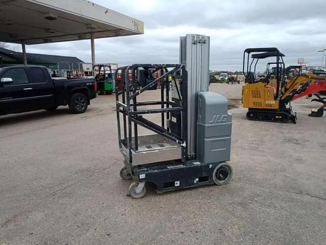 Image of Genie 20MVL equipment image 4