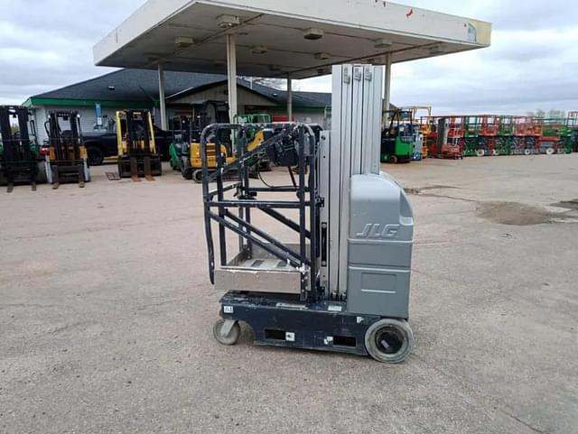 Image of Genie 20MVL equipment image 2
