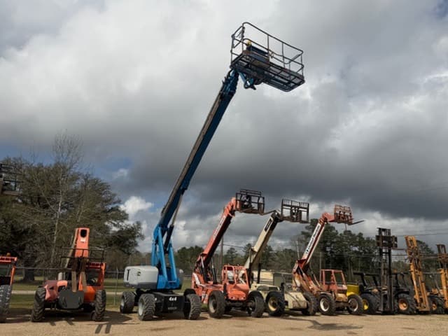 Image of Genie S-85 equipment image 1