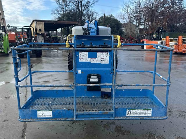 Image of Genie Z-62/40 equipment image 1