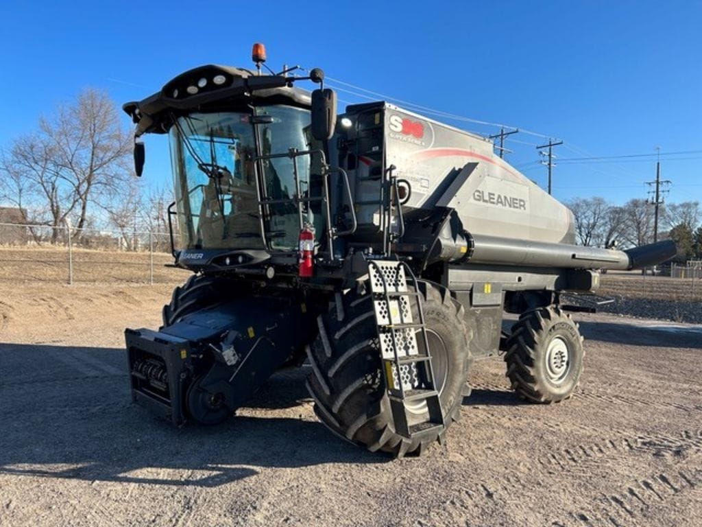 Main image Gleaner S96