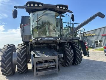 Main image Gleaner S97