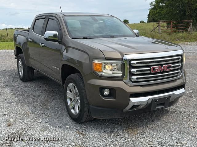 Image of GMC Canyon equipment image 3