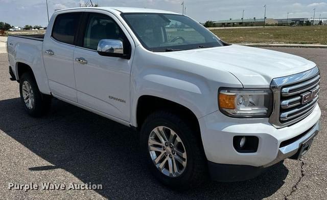 Image of GMC Canyon equipment image 2