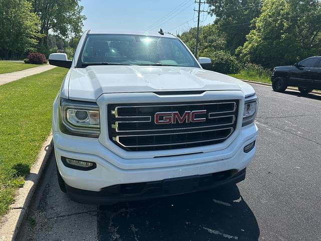 Image of GMC 1500 equipment image 3