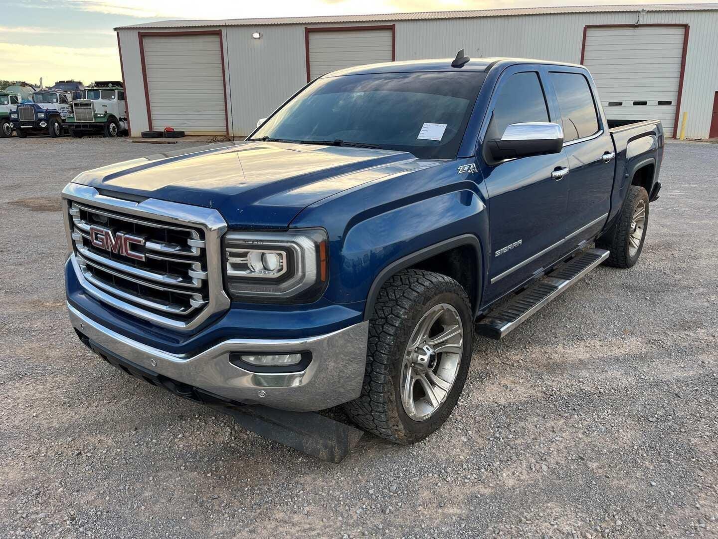 2017 GMC 1500 Equipment Image0