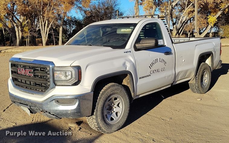 2017 GMC 1500 Equipment Image0