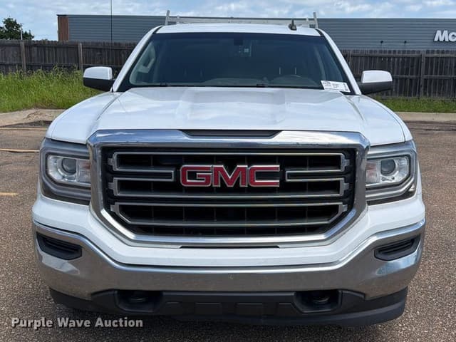 Image of GMC 1500 equipment image 1